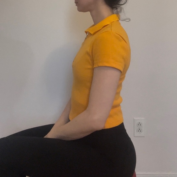 Sun coloured polo - Picture 7 of 9